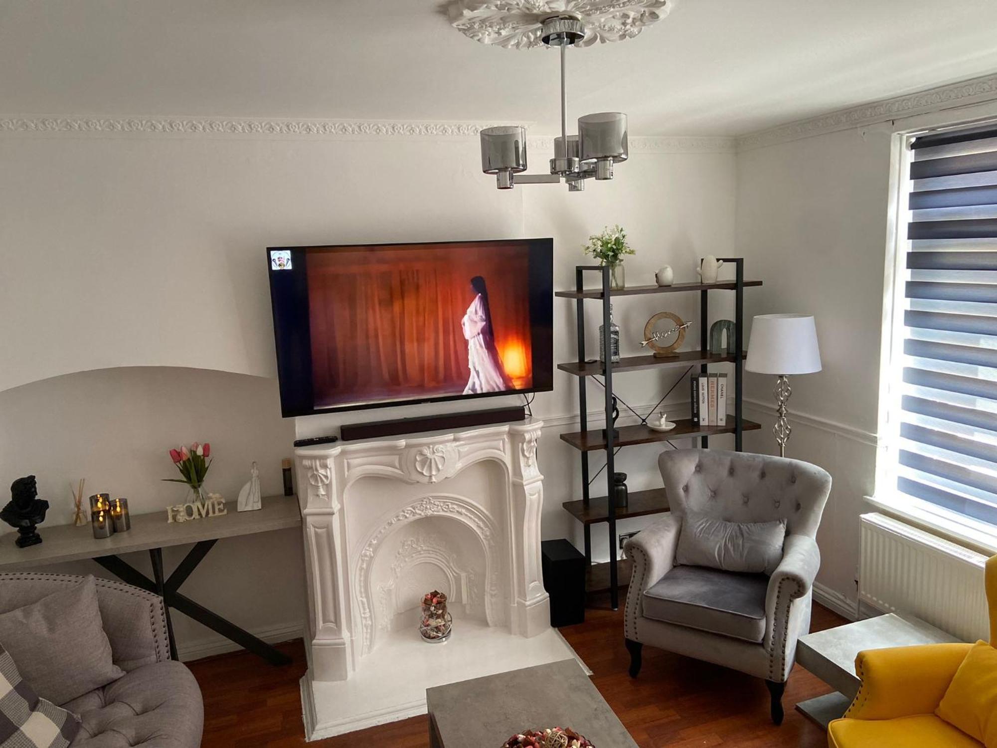 Ferienwohnung Peeams Abode Dagenham Exterior foto